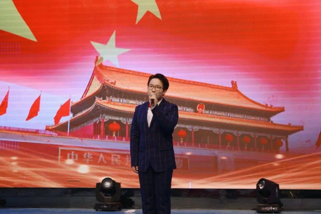 有段佛语说“若人生了悟如佛,无悲无喜无梦无幻,无爱无恨四大皆空,生与死又有何区别”。那和白痴有什么-全网最佳的有问必答平台